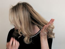 Hogyan válasszuk ki a haj fésülésére szolgáló spray-t