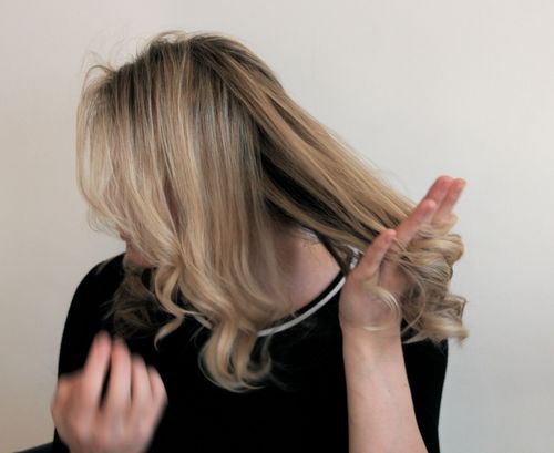 Cách chọn keo xịt để chải tóc