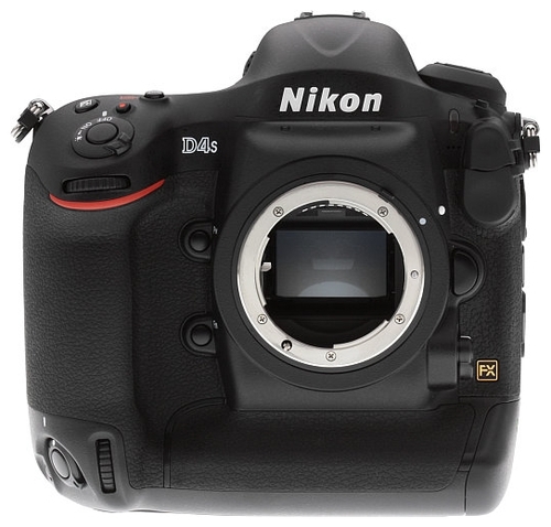 תיאור המצלמה Nikon D4s