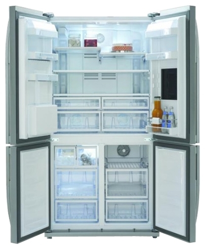 A hűtőszekrény leírása BEKO GNE 134620 X