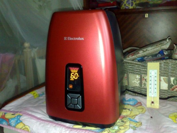 가습기 Electrolux EHU : 모델 3715D, 3710D, 5515D