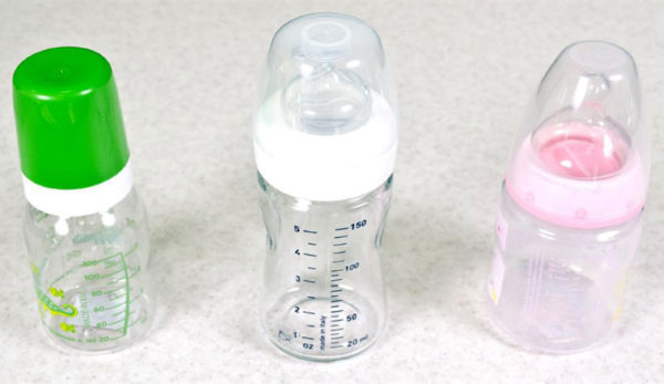  Пластмасови бебешки бутилки
