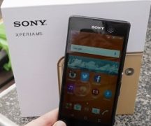  Sony Xperia M5 Review
