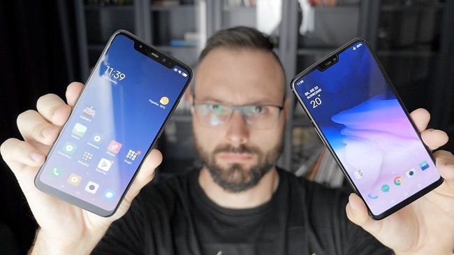  Δύο smartphones